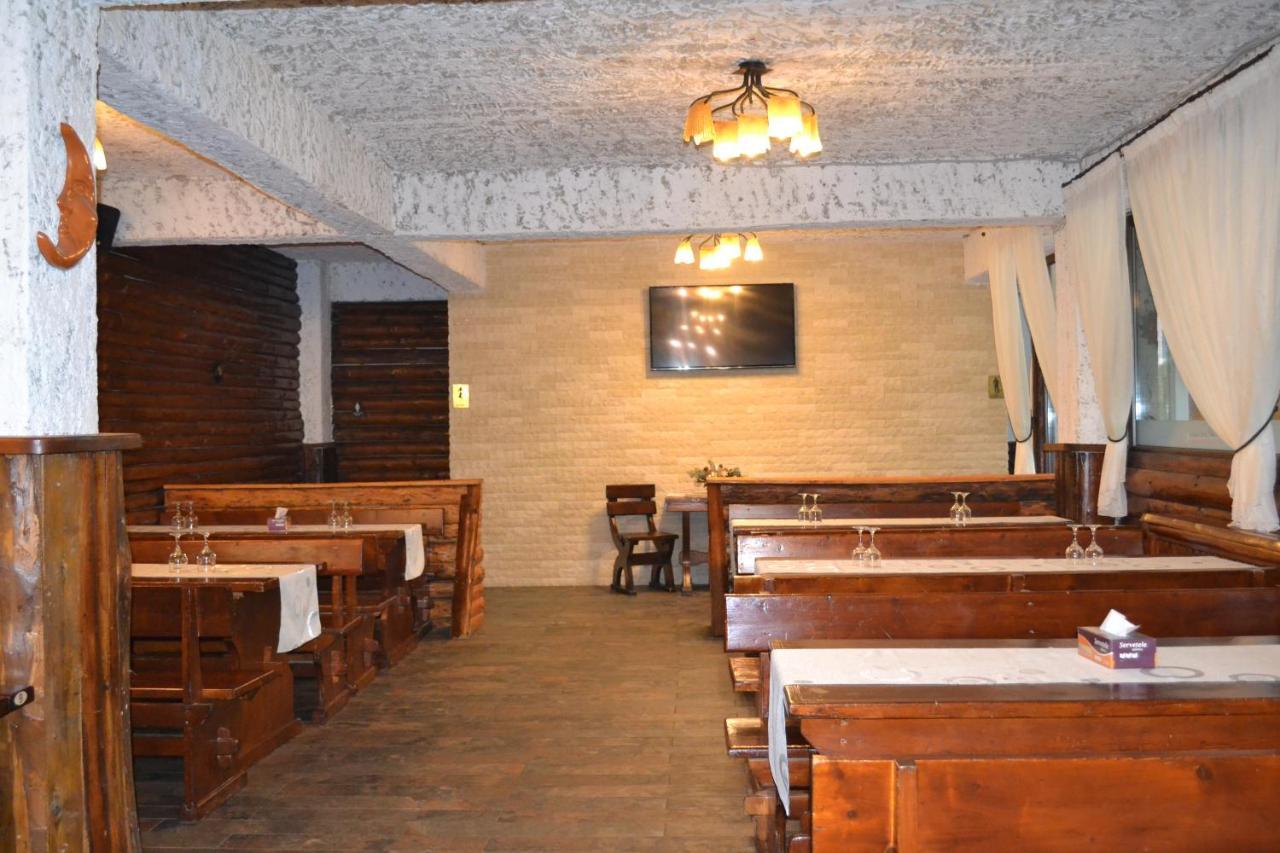 Cabana Fulg De Nea Predeal Bagian luar foto