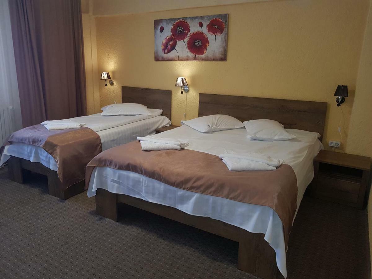 Cabana Fulg De Nea Predeal Bagian luar foto